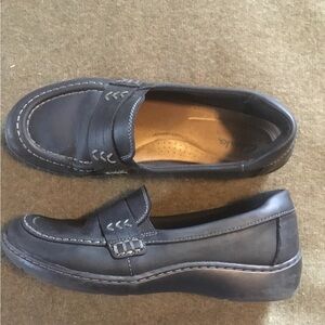 Clarks sz 8M women’s black dress shoes